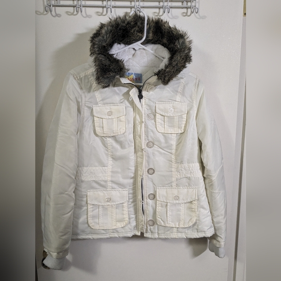 Nori white winter puffer jacket - Picture 2 of 9